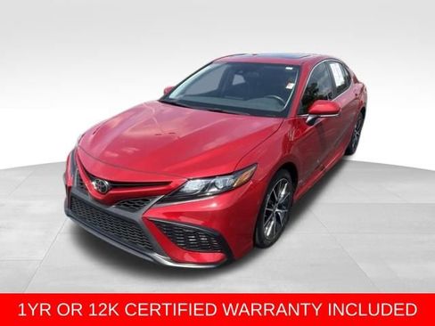 Used 2024 Toyota Camry SE FWD image 1