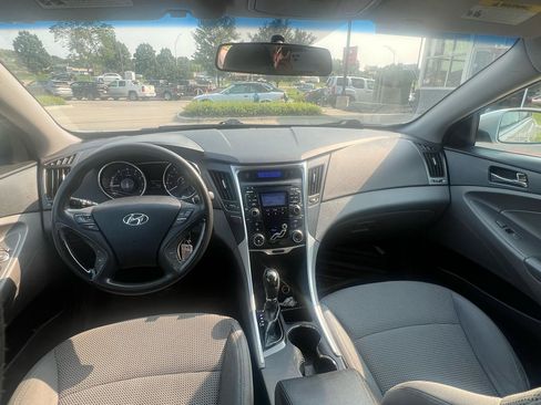 Used 2011 Hyundai Sonata GLS w/ Popular Equipment Pkg 2 FWD image 11
