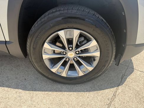 Used 2025 Chevrolet Equinox LT FWD image 31