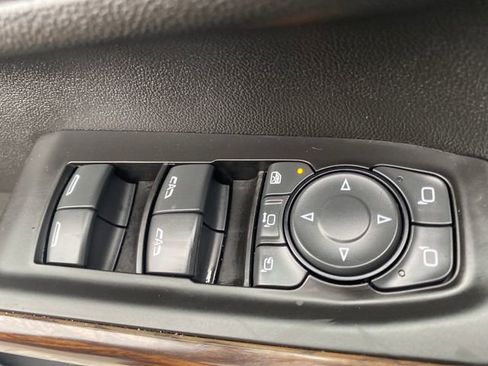 Used 2021 Chevrolet Silverado 2500 High Country w/ Z71 Off-Road Package image 15