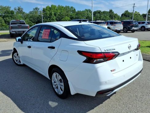 Used 2025 Nissan Versa S w/ Trunk Package FWD image 16