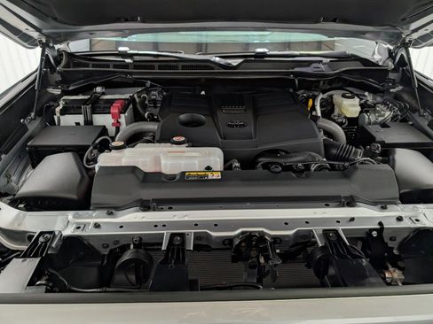 Used 2024 Toyota Tundra SR5 image 29