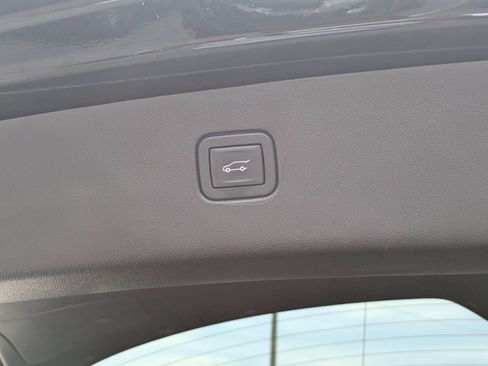 Used 2024 Chevrolet Blazer LT w/ Midnight/Sport Edition FWD image 14