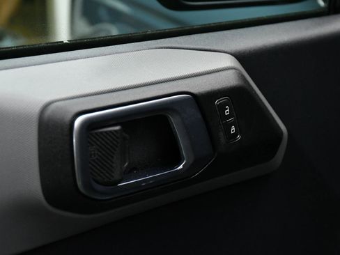 Used 2021 Ford Bronco Big Bend image 17