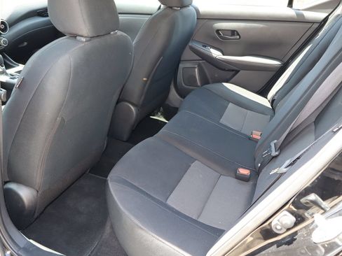 Used 2024 Nissan Sentra SV FWD image 5