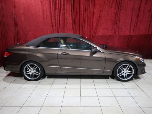 Used 2015 Mercedes-Benz E 400 Cabriolet image 9