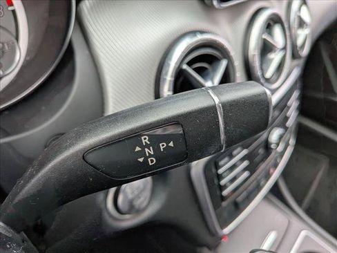 Used 2016 Mercedes-Benz CLA 250 image 12