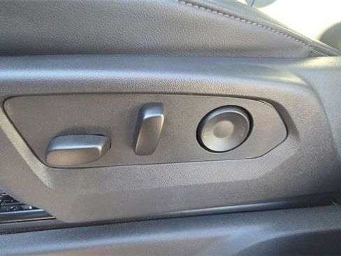 Used 2024 GMC Sierra 1500 SLT w/ SLT Premium Plus Package image 28