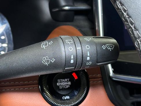 Certified 2023 Jeep Compass Limited image 36