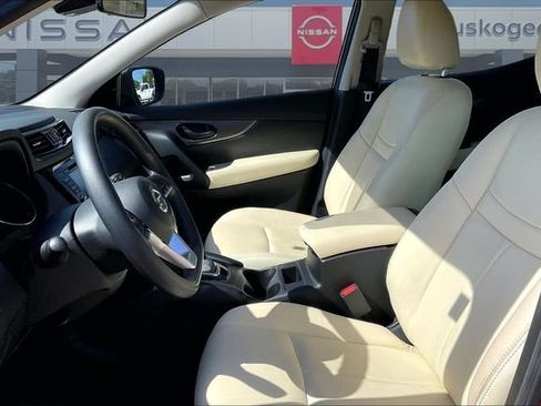 Used 2022 Nissan Rogue Sport S FWD image 20