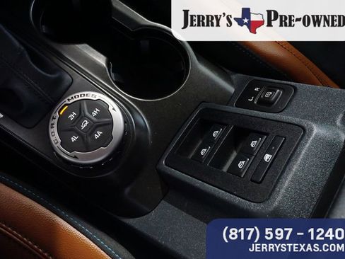 Used 2023 Ford Bronco Outer Banks image 13