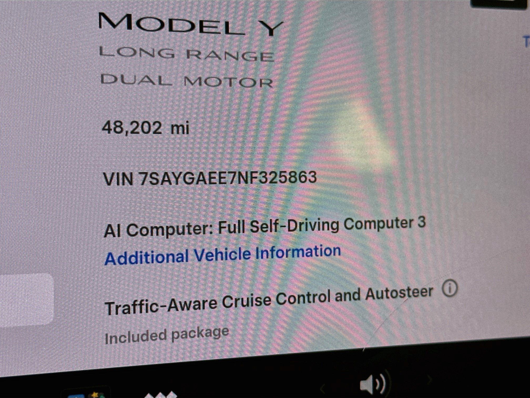 Used 2022 Tesla Model Y Long Range AWD/4WD image 17