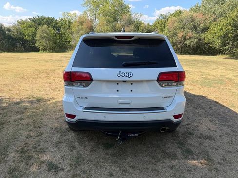Used 2022 Jeep Grand Cherokee Limited AWD/4WD image 5
