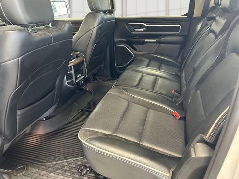 Used 2021 RAM 1500 Laramie AWD/4WD image 10