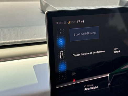 Used 2024 Tesla Cybertruck AWD Crew Cab image 23