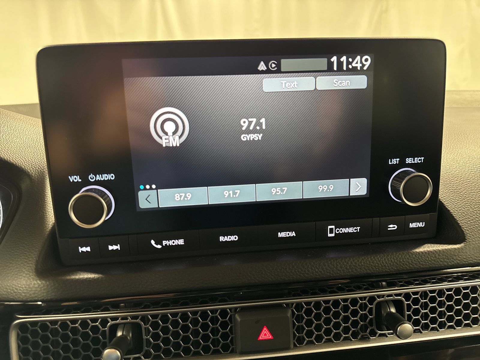 Used 2025 Honda Civic LX image 17