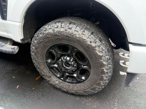 Used 2023 Ford F250 XL w/ STX Appearance Package image 4