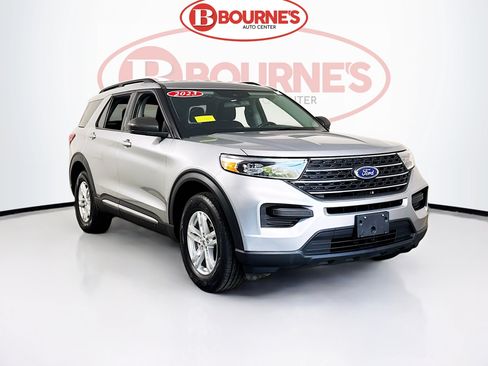 Used 2023 Ford Explorer XLT AWD/4WD image 1
