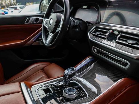 Used 2023 BMW X6 M50i w/ Executive Package image 25