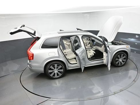 Used 2024 Volvo XC90 B6 Ultimate AWD/4WD image 49