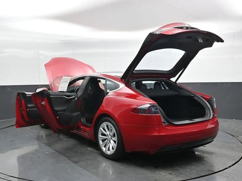 Used 2017 Tesla Model S AWD image 54