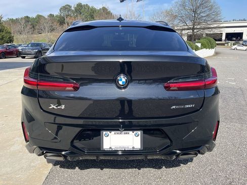 Certified 2025 BMW X4 xDrive30i image 12