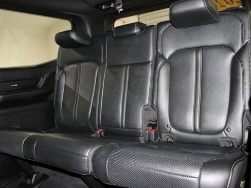 Used 2024 Jeep Wagoneer Series II AWD/4WD image 26