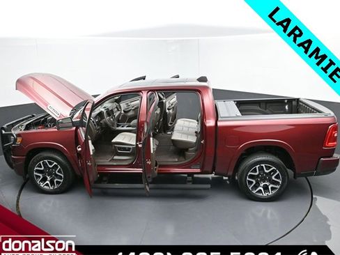 Used 2025 RAM 1500 Laramie w/ Laramie Southwest Edition image 26