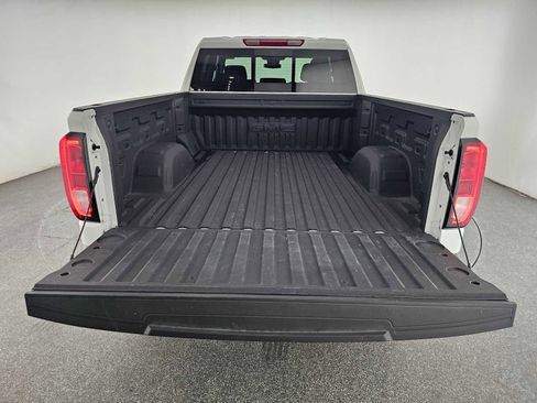 Used 2025 GMC Sierra 1500 Elevation w/ Preferred Package image 14