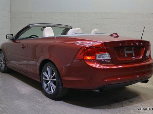 Used 2011 Volvo C70 T5 w/ Convenience Pkg image 3