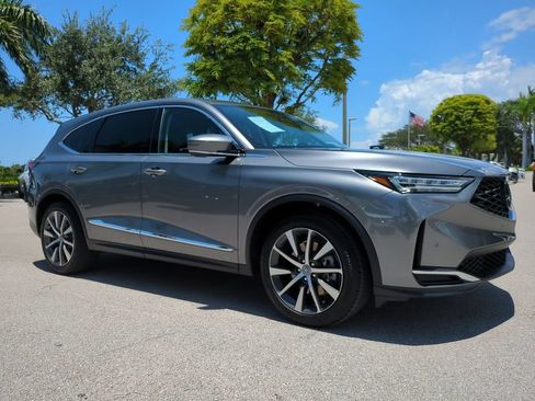 Certified 2025 Acura MDX FWD w/ Technology Package image 2