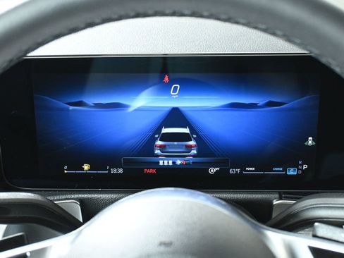 Certified 2025 Mercedes-Benz GLB 250 4MATIC image 16