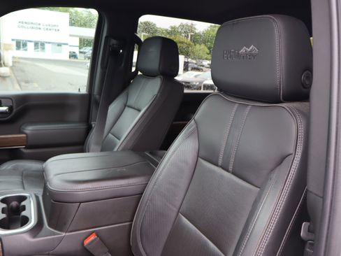 Used 2023 Chevrolet Silverado 2500 High Country w/ Technology Package AWD/4WD image 23