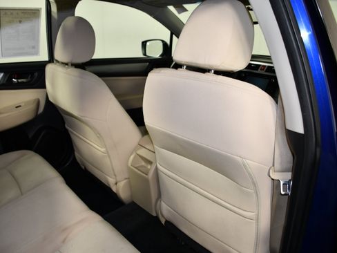 Used 2015 Subaru Legacy 2.5i Premium w/ Moonroof Package AWD/4WD image 42