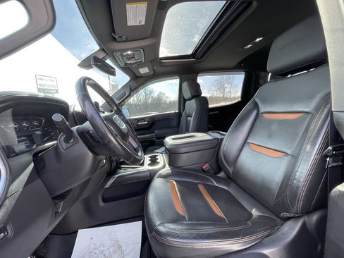 Certified 2020 GMC Sierra 1500 AT4 w/ Off-Road Performance Package image 32
