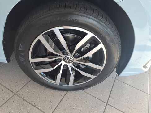 New 2025 Volkswagen Jetta SE image 8