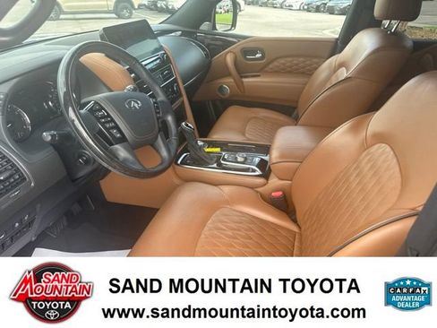 Used 2024 INFINITI QX80 Sensory AWD/4WD image 13