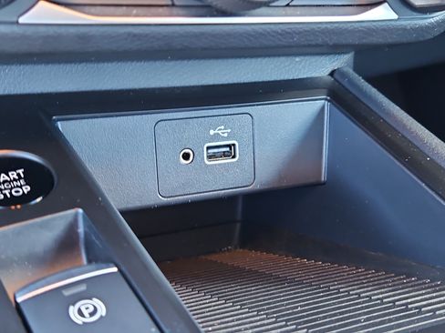 Used 2025 Nissan Kicks S image 22