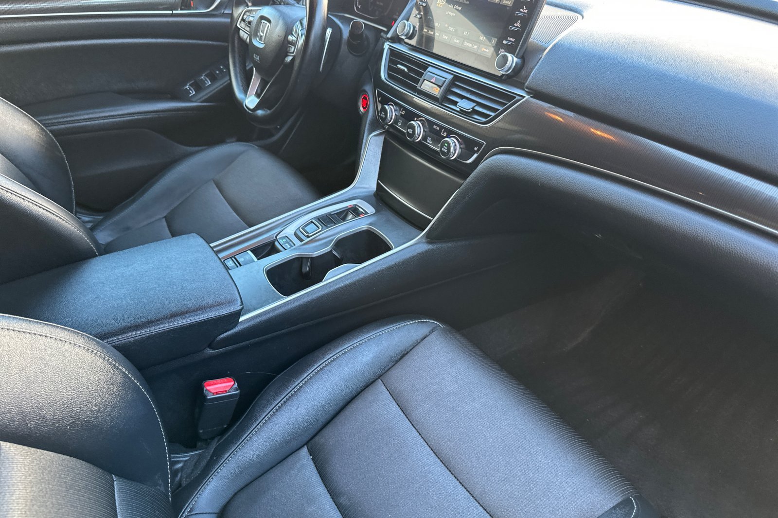 Used 2019 Honda Accord Sport image 18