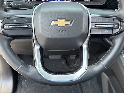Used 2025 Chevrolet Colorado LT RWD image 9