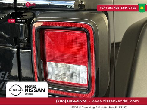 Used 2023 Jeep Wrangler Unlimited image 29