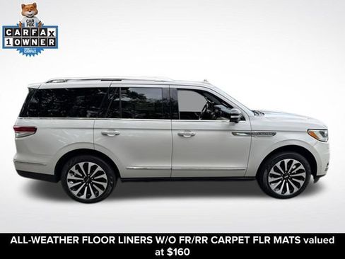Used 2024 Lincoln Navigator Reserve AWD/4WD image 11