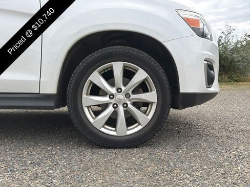 Used 2015 Mitsubishi Outlander Sport ES AWD/4WD image 4