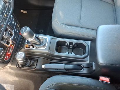 New 2026 Jeep Gladiator Sport