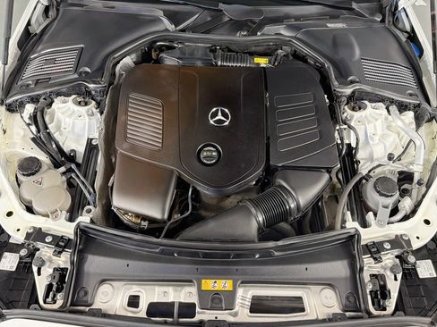 Used 2022 Mercedes-Benz C 300 Sedan image 11
