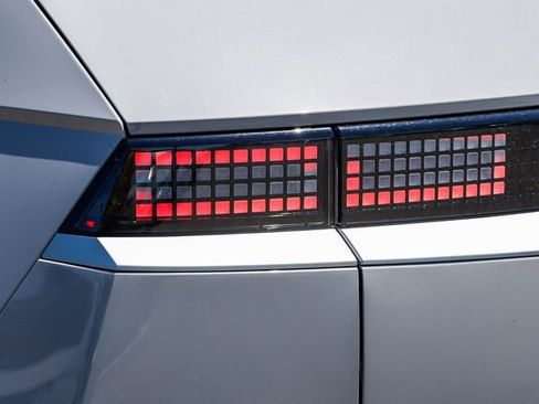Certified 2024 Hyundai Ioniq 5 SEL RWD image 10