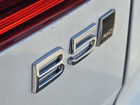 New 2026 Volvo XC60 B5 Core AWD/4WD image 31