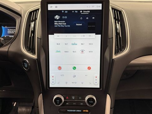 Used 2023 Ford Edge SEL w/ Convenience Package image 21