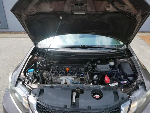 Used 2015 Honda Civic LX image 32