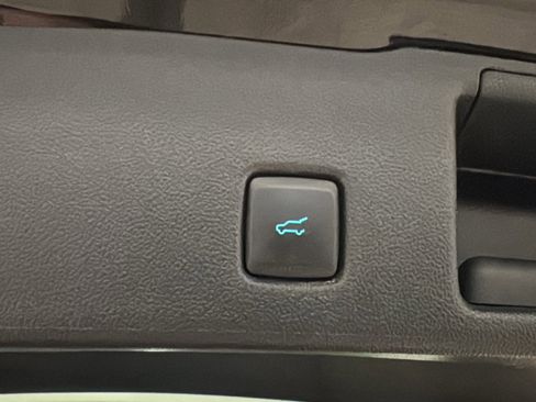 Used 2023 Ford Escape Active w/ Tech Pack #1 AWD/4WD image 27